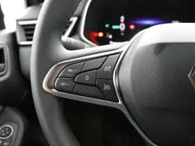 Renault Clio thumbnail 25
