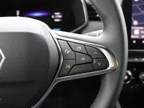 Renault Clio thumbnail 26