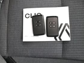 Renault Clio thumbnail 24