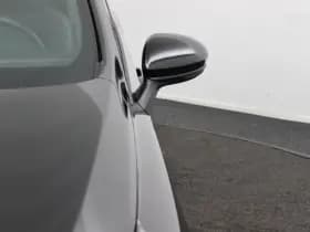 Renault Clio thumbnail 36