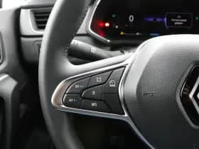 Renault Captur thumbnail 25