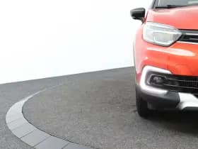 Renault Captur thumbnail 36