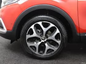 Renault Captur thumbnail 38