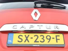 Renault Captur thumbnail 42