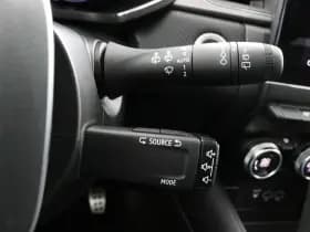 Renault Captur thumbnail 29