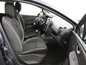 Renault Clio thumbnail 12