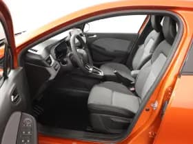 Renault Clio thumbnail 12