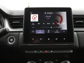 Renault Captur thumbnail 18