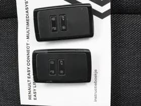 Renault Captur thumbnail 24