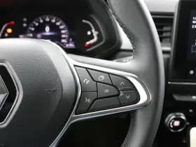 Renault Captur thumbnail 26