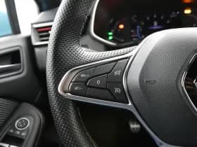 Renault Clio thumbnail 25