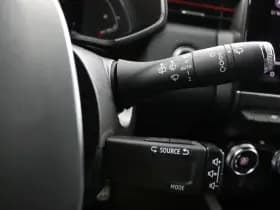 Renault Clio thumbnail 29