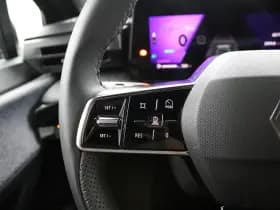 Renault Clio thumbnail 26