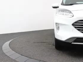 Ford Kuga thumbnail 35
