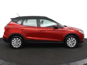 SEAT Arona thumbnail 6