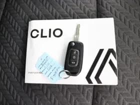 Renault Clio thumbnail 24
