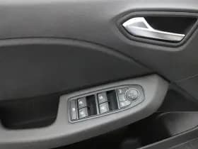 Renault Clio thumbnail 30