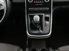 Renault Scénic thumbnail 31
