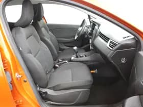 Renault Clio thumbnail 11