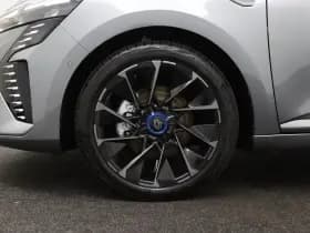 Renault Clio thumbnail 36