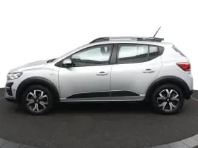 Dacia Sandero Stepway thumbnail 2