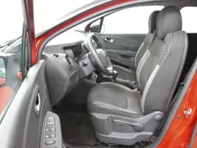 Renault Captur thumbnail 13