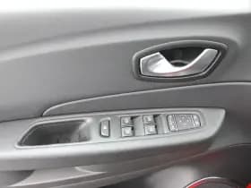 Renault Captur thumbnail 30