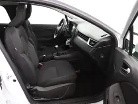 Renault Clio thumbnail 12