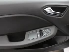 Renault Clio thumbnail 29