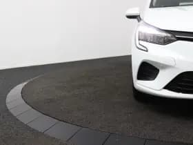 Renault Clio thumbnail 33