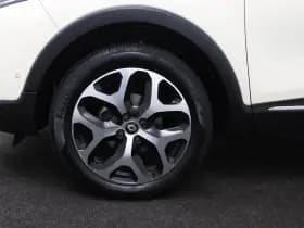 Renault Captur thumbnail 38