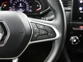 Renault Captur thumbnail 26