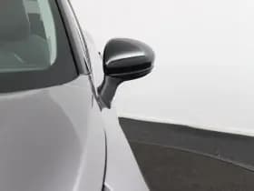 Renault Captur thumbnail 38