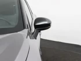Renault Captur thumbnail 35