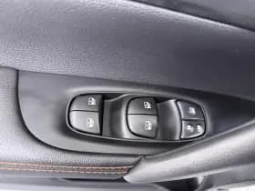 Nissan Qashqai thumbnail 24
