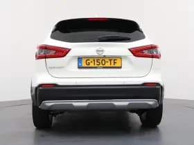 Nissan Qashqai thumbnail 4