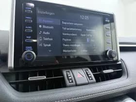 Toyota RAV4 thumbnail 11