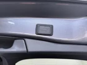 Toyota RAV4 thumbnail 30