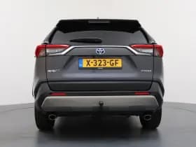 Toyota RAV4 thumbnail 4