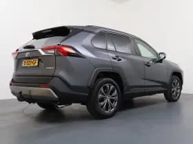 Toyota RAV4 thumbnail 5