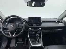 Toyota RAV4 thumbnail 9