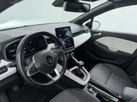Renault Clio thumbnail 25