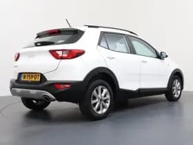 Kia Stonic thumbnail 5
