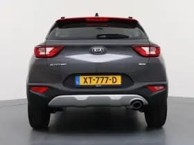 Kia Stonic thumbnail 4