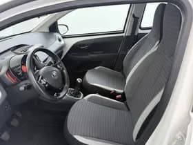 Toyota Aygo thumbnail 13
