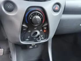 Toyota Aygo thumbnail 17