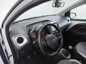 Toyota Aygo thumbnail 25