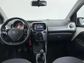 Toyota Aygo thumbnail 9