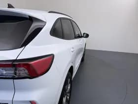 Ford Kuga thumbnail 37