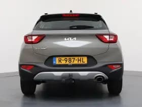 Kia Stonic thumbnail 4